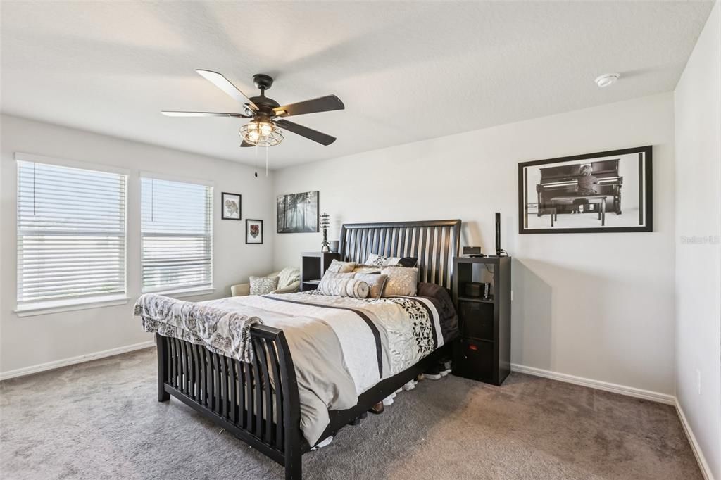 For Sale: $418,000 (4 beds, 3 baths, 2207 Square Feet)