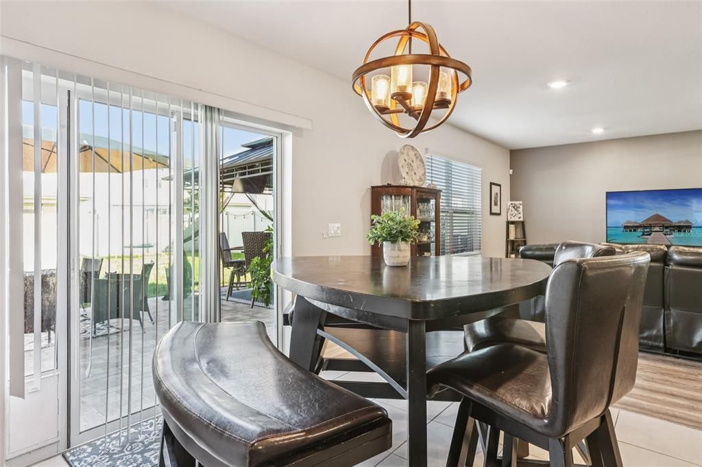 For Sale: $418,000 (4 beds, 3 baths, 2207 Square Feet)