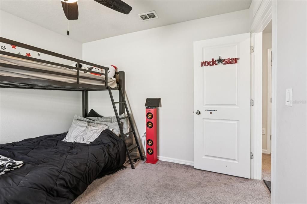 For Sale: $418,000 (4 beds, 3 baths, 2207 Square Feet)