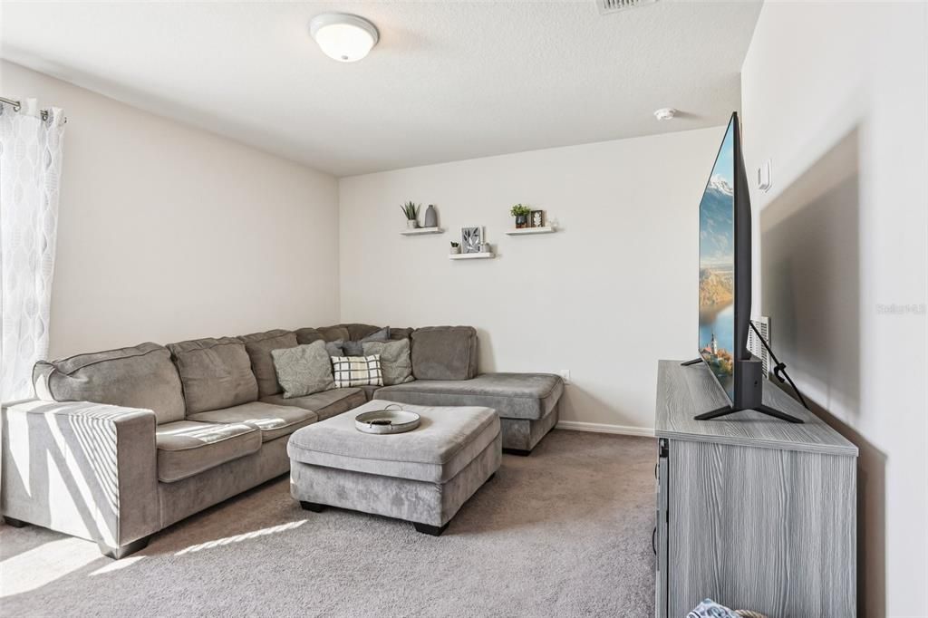 For Sale: $418,000 (4 beds, 3 baths, 2207 Square Feet)