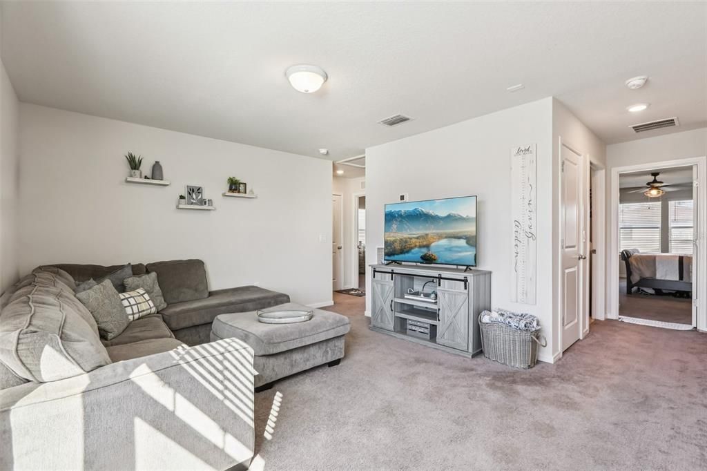 For Sale: $418,000 (4 beds, 3 baths, 2207 Square Feet)