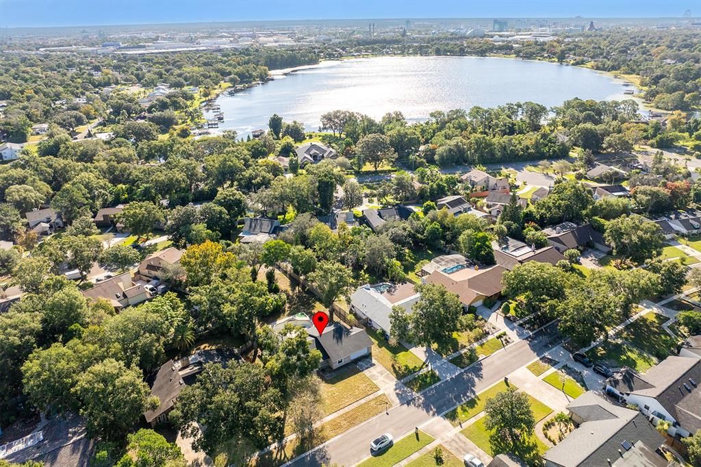 Activo con contrato: $359,900 (4 camas, 3 baños, 2265 Pies cuadrados)