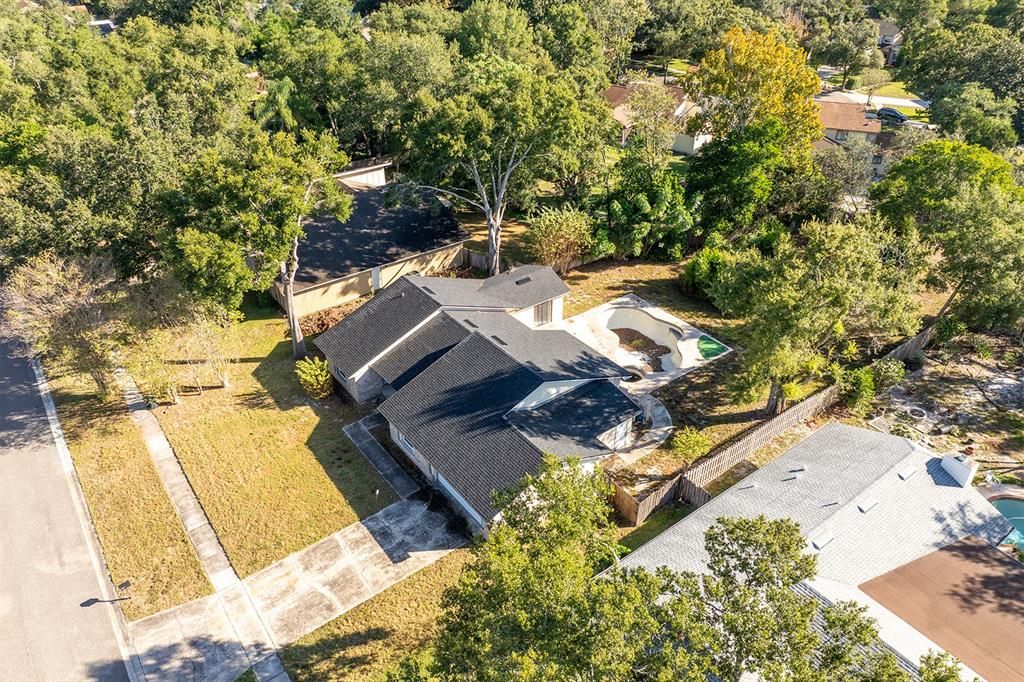 Activo con contrato: $359,900 (4 camas, 3 baños, 2265 Pies cuadrados)