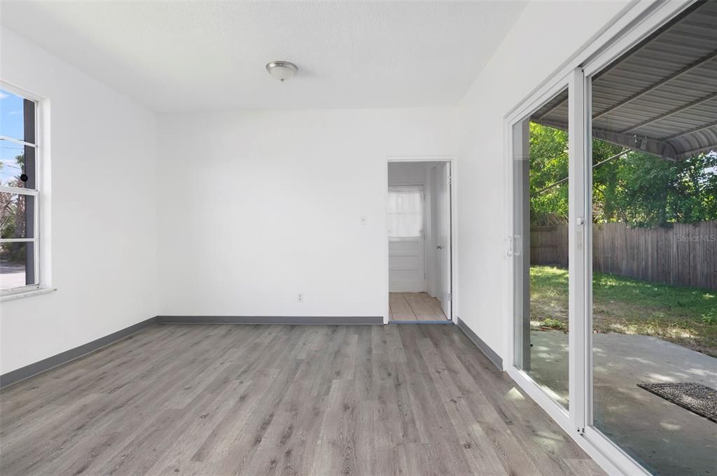 For Rent: $2,350 (3 beds, 2 baths, 1478 Square Feet)