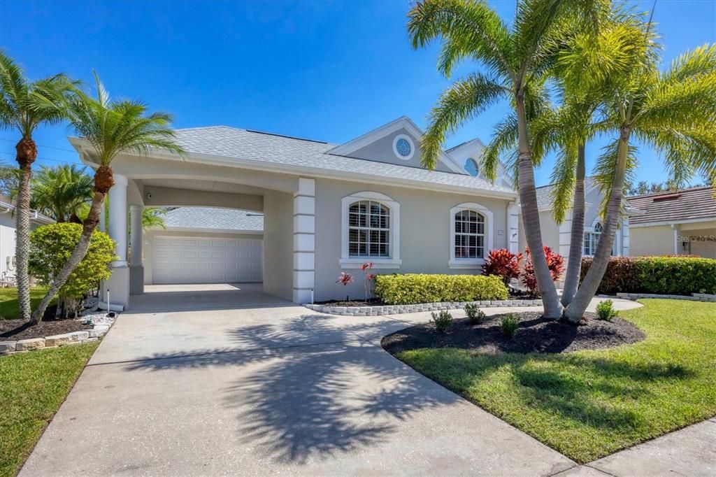 Active With Contract: $678,000 (4 beds, 3 baths, 2240 Square Feet)