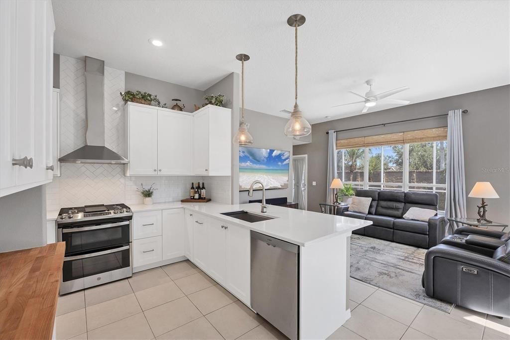 Active With Contract: $678,000 (4 beds, 3 baths, 2240 Square Feet)