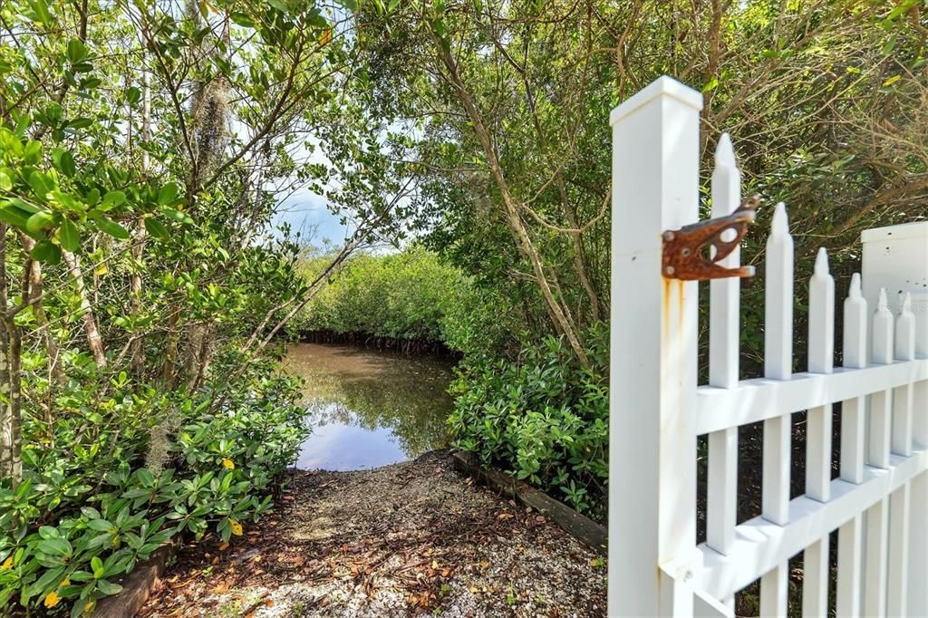 Active With Contract: $678,000 (4 beds, 3 baths, 2240 Square Feet)