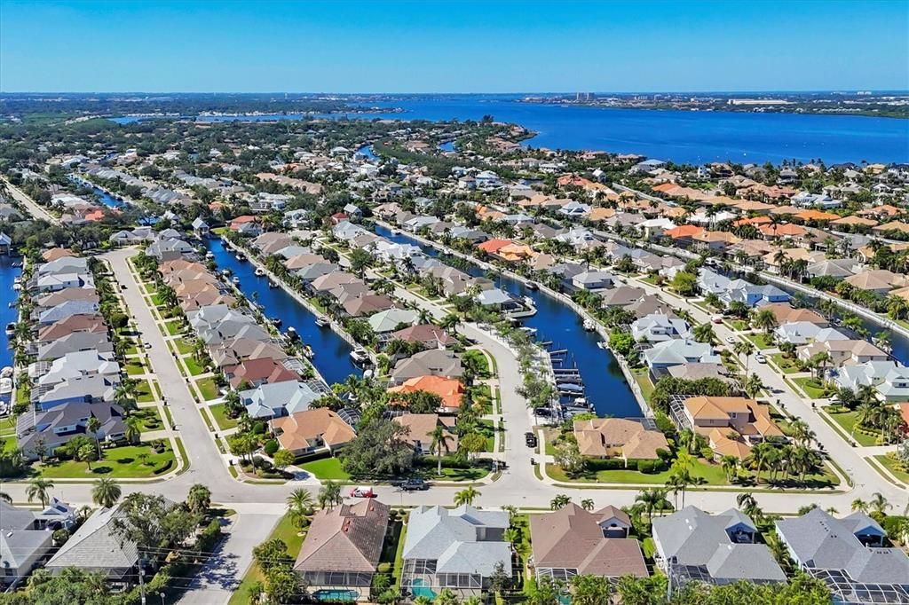 Active With Contract: $678,000 (4 beds, 3 baths, 2240 Square Feet)