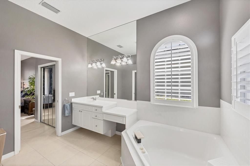 Active With Contract: $678,000 (4 beds, 3 baths, 2240 Square Feet)