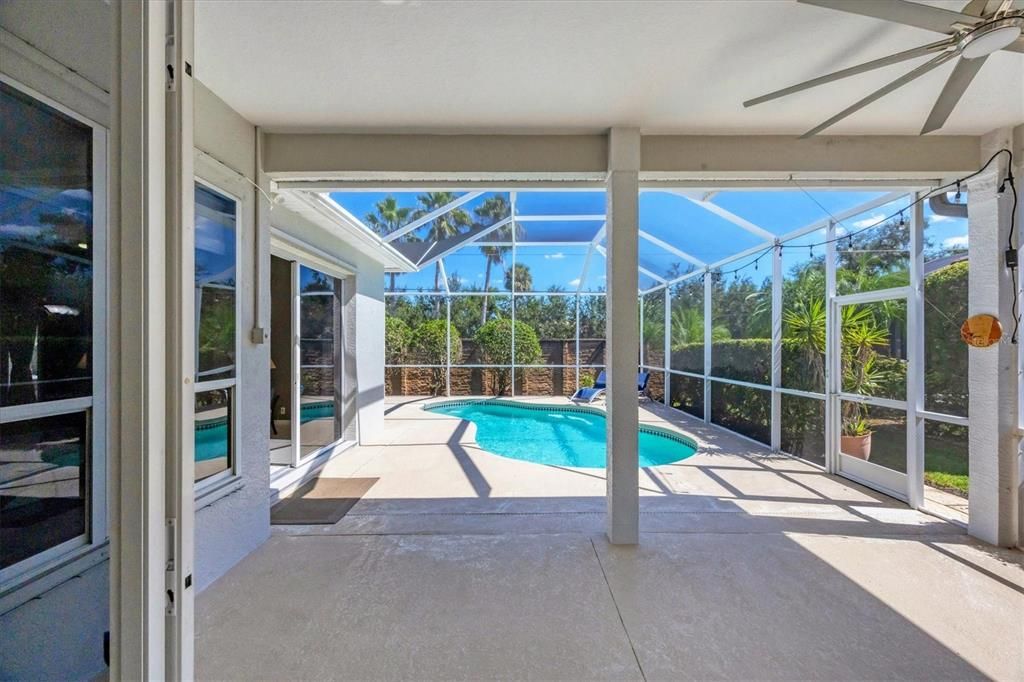 Active With Contract: $678,000 (4 beds, 3 baths, 2240 Square Feet)