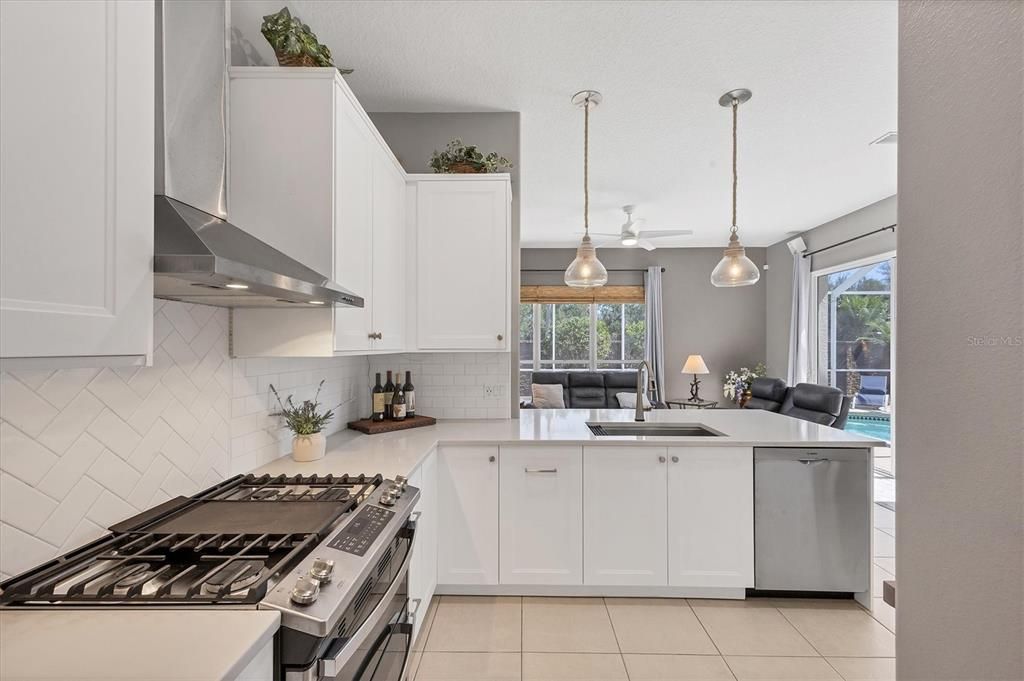 Active With Contract: $678,000 (4 beds, 3 baths, 2240 Square Feet)