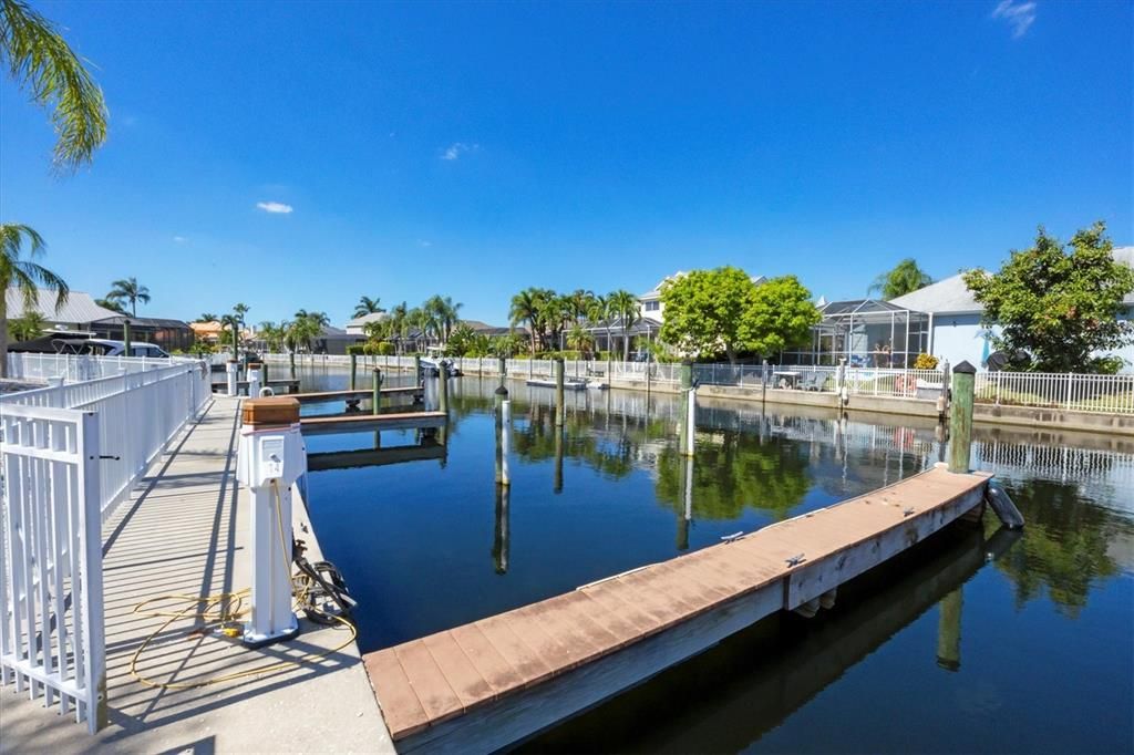 Active With Contract: $678,000 (4 beds, 3 baths, 2240 Square Feet)