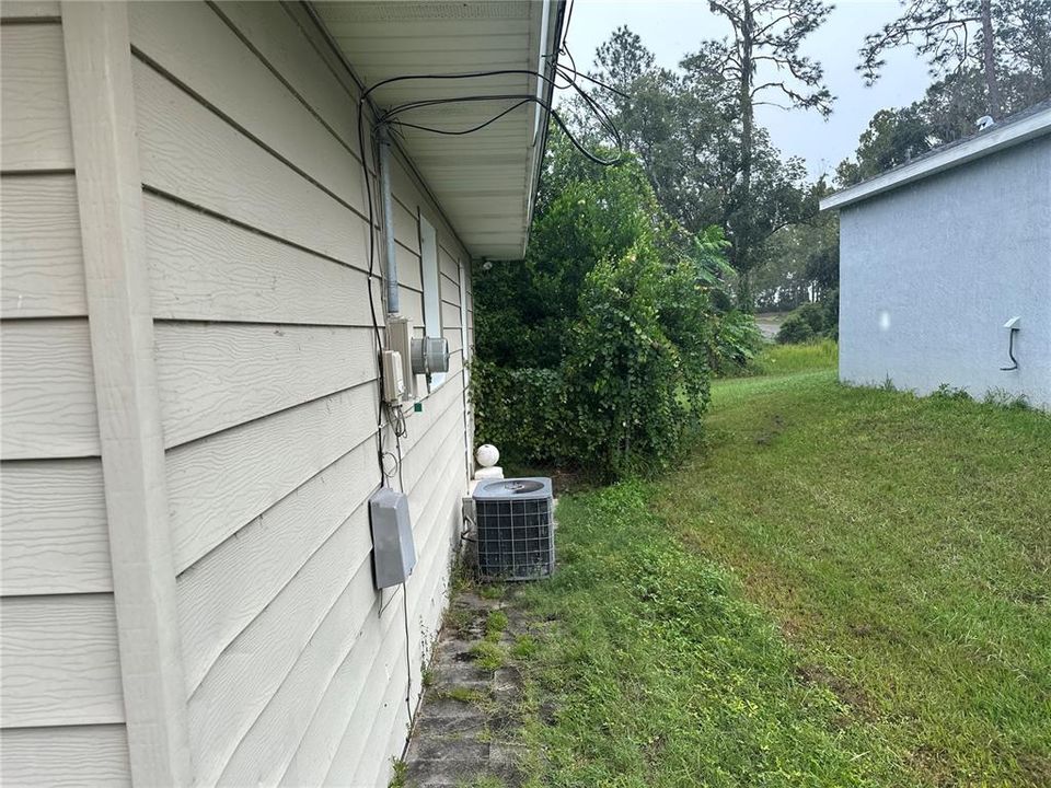 For Rent: $1,750 (3 beds, 2 baths, 1246 Square Feet)