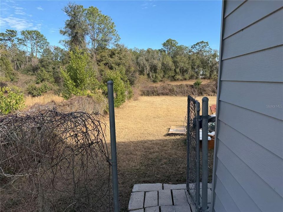 For Rent: $1,599 (3 beds, 2 baths, 1246 Square Feet)