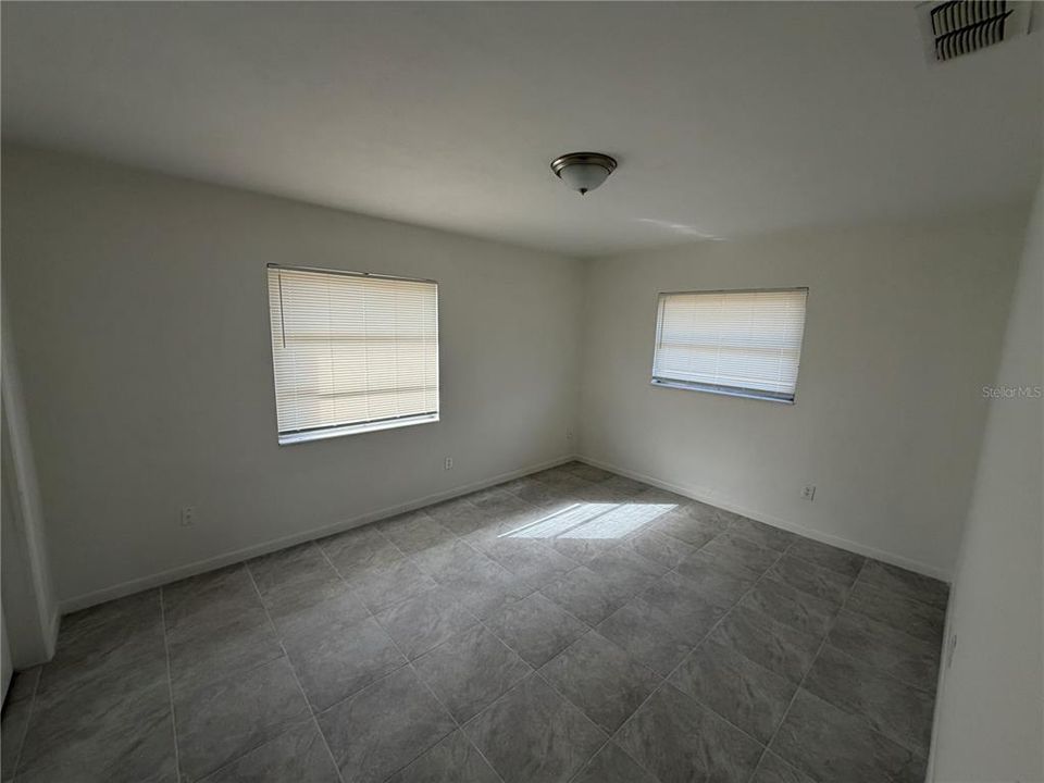 For Rent: $1,599 (3 beds, 2 baths, 1246 Square Feet)