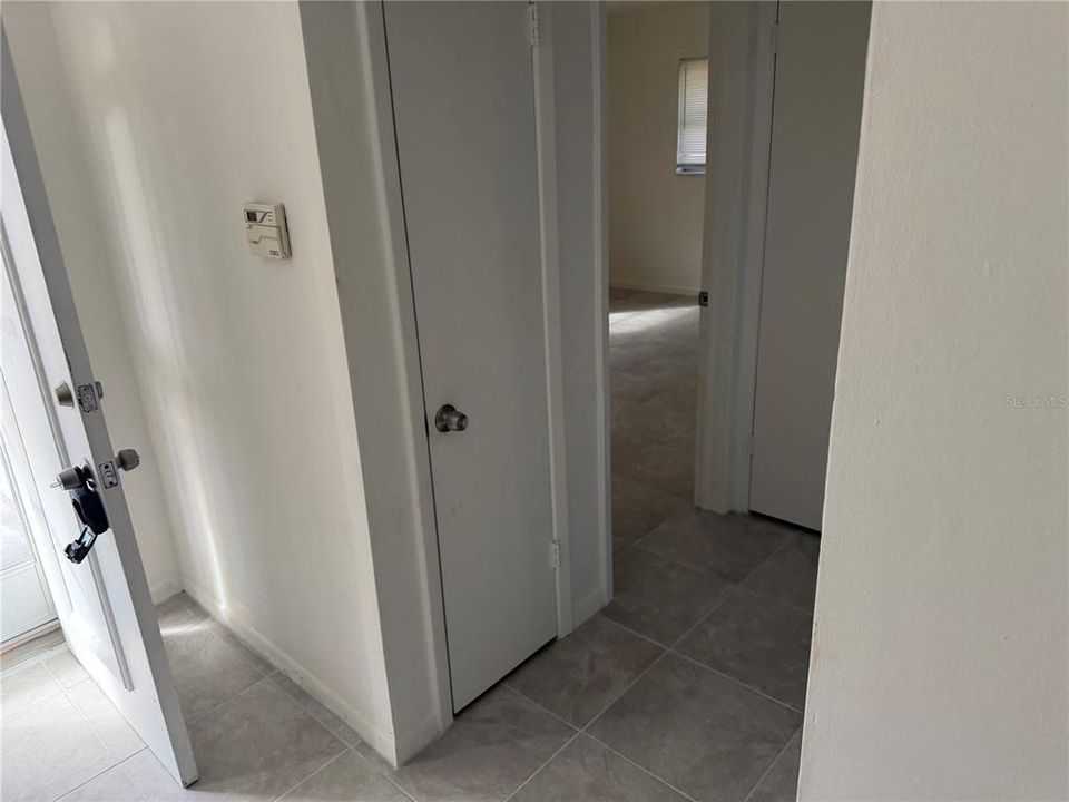 For Rent: $1,599 (3 beds, 2 baths, 1246 Square Feet)
