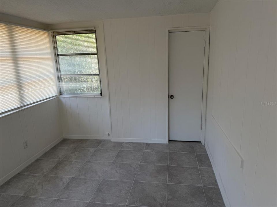 For Rent: $1,599 (3 beds, 2 baths, 1246 Square Feet)