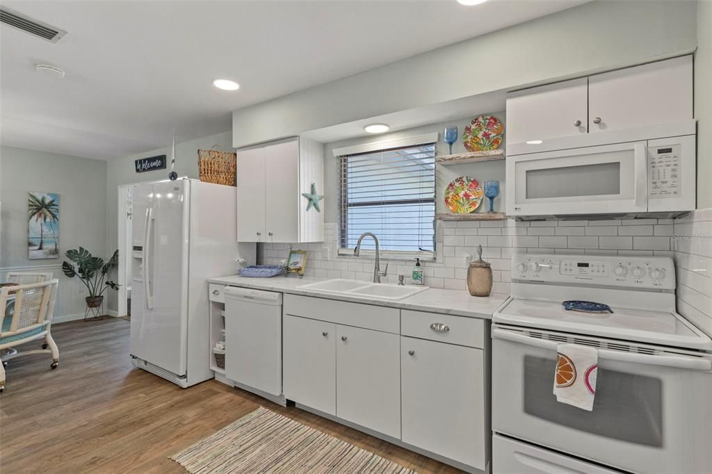 En Venta: $425,000 (2 camas, 2 baños, 1343 Pies cuadrados)