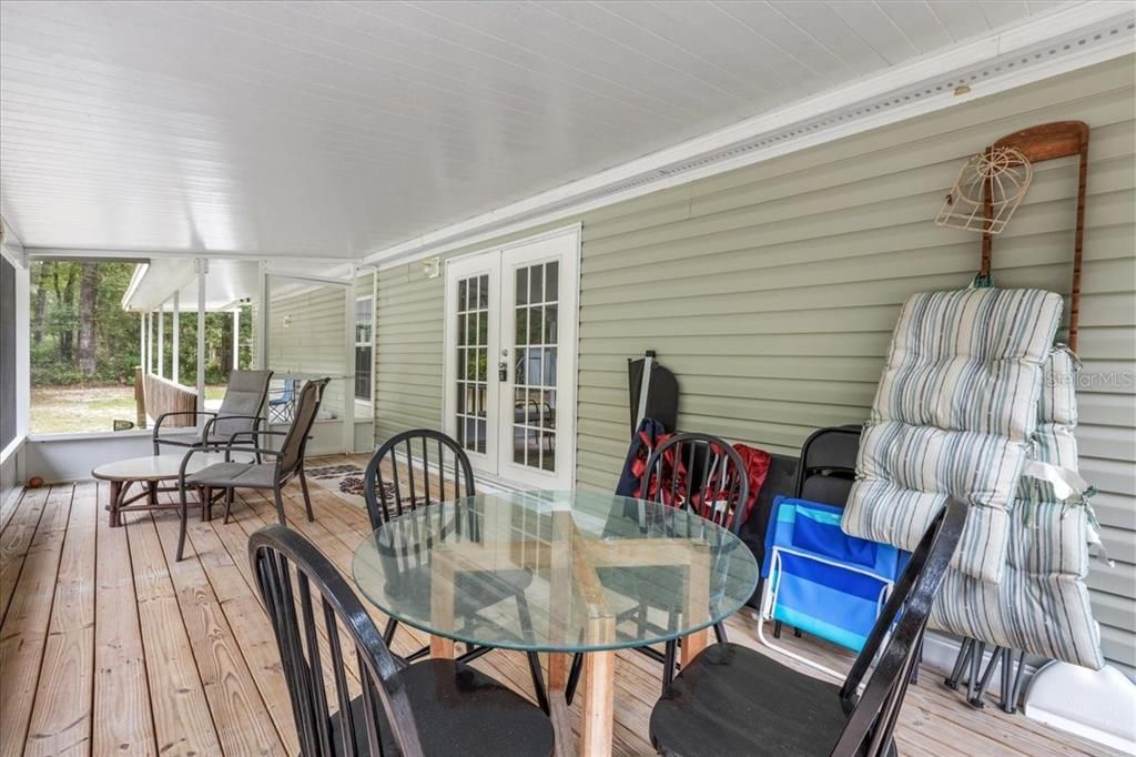 For Sale: $259,000 (3 beds, 2 baths, 1430 Square Feet)