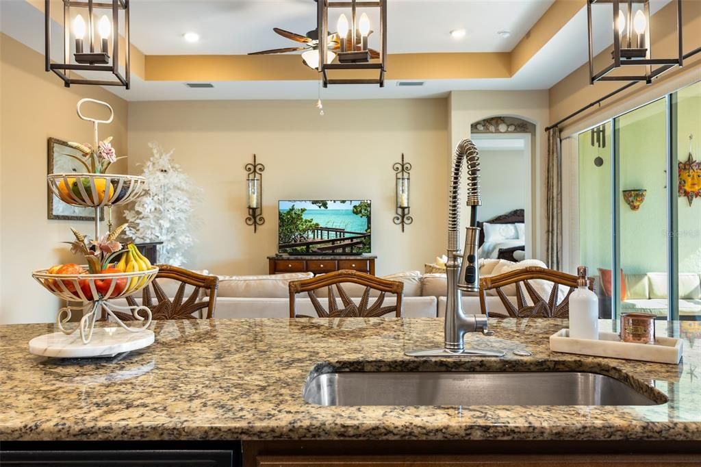 待售: $498,000 (3 贝兹, 3 浴室, 2565 平方英尺)