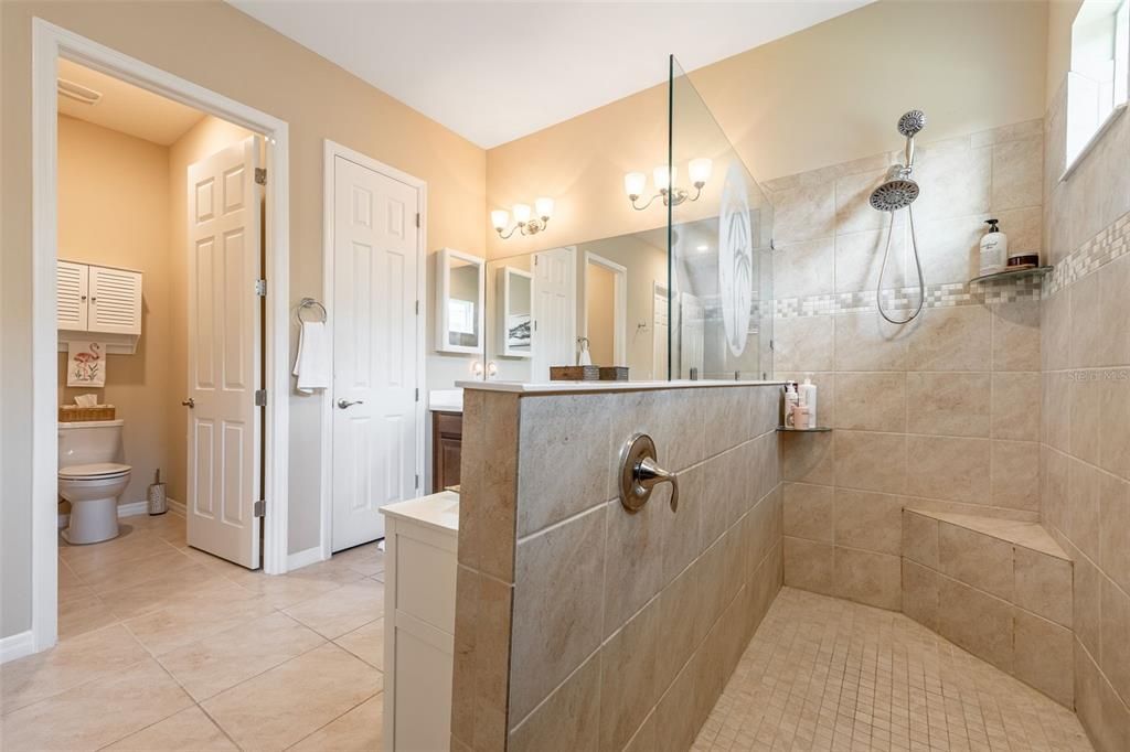 待售: $498,000 (3 贝兹, 3 浴室, 2565 平方英尺)