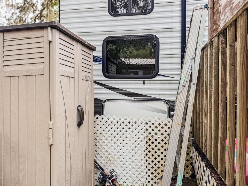 На продажу: $75,000 (0.06 acres)