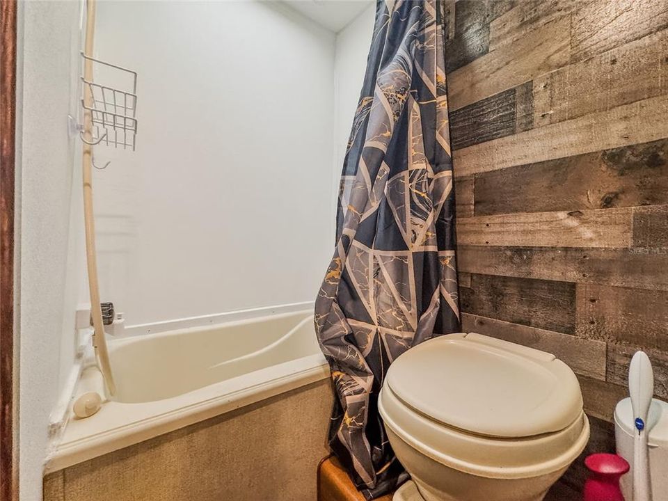 На продажу: $75,000 (0.06 acres)