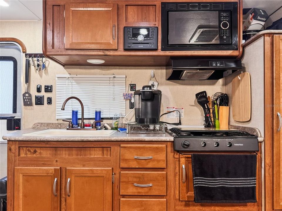 На продажу: $75,000 (0.06 acres)