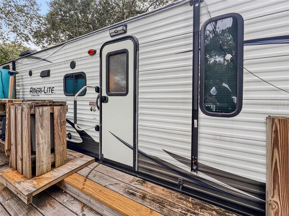 На продажу: $75,000 (0.06 acres)