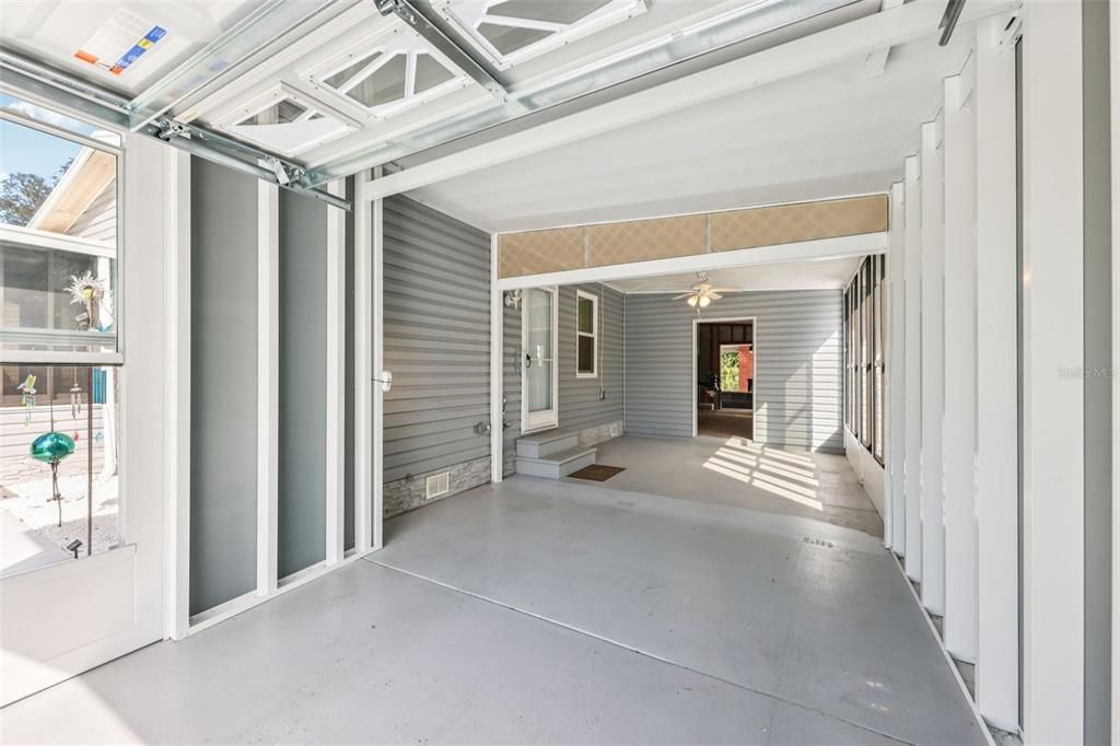 合同活跃: $200,000 (2 贝兹, 2 浴室, 1040 平方英尺)