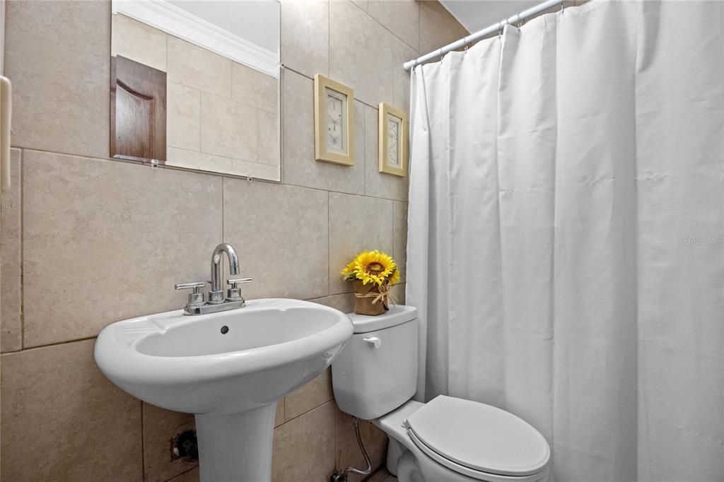 En Venta: $690,000 (4 camas, 3 baños, 0 Pies cuadrados)