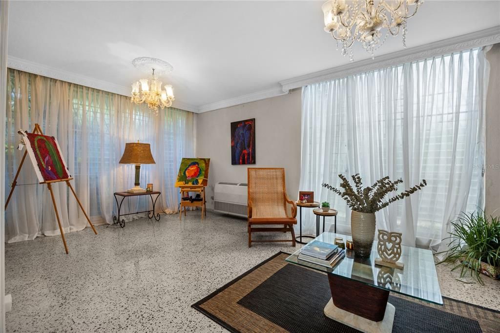 En Venta: $690,000 (4 camas, 3 baños, 0 Pies cuadrados)