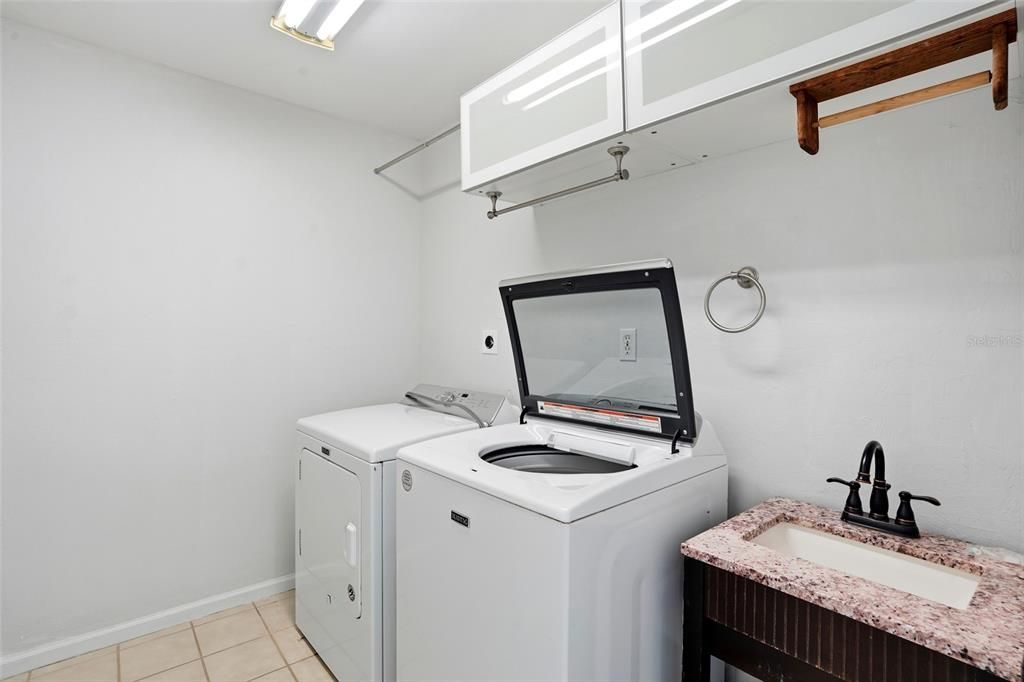 待售: $629,000 (3 贝兹, 2 浴室, 2512 平方英尺)