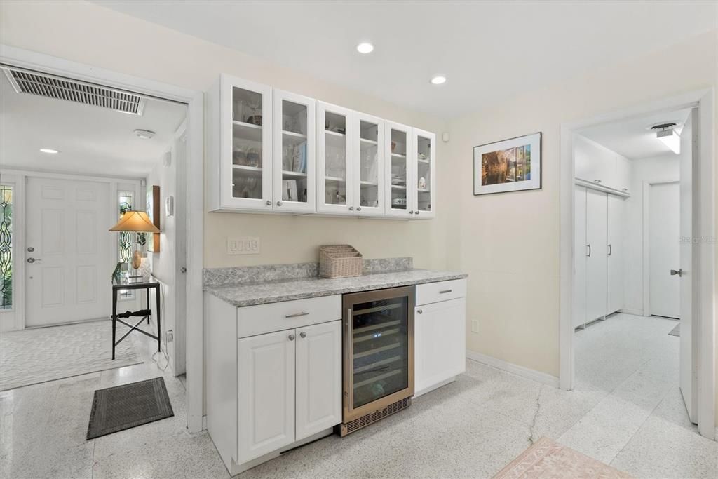 Active With Contract: $975,000 (4 beds, 2 baths, 1832 Square Feet)