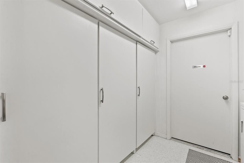 Active With Contract: $975,000 (4 beds, 2 baths, 1832 Square Feet)