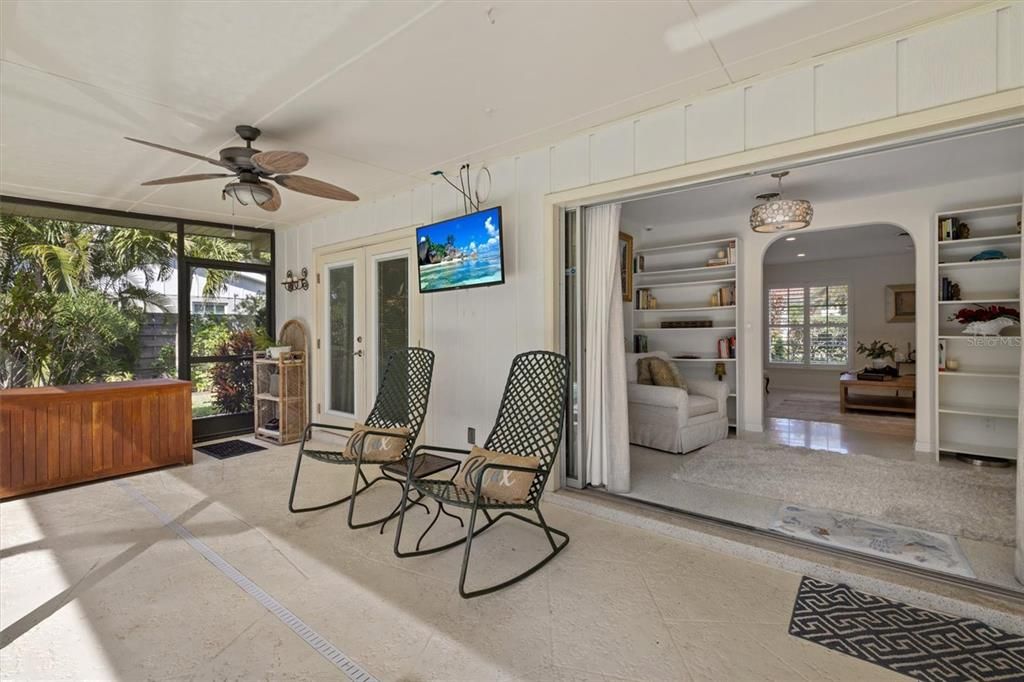 Active With Contract: $975,000 (4 beds, 2 baths, 1832 Square Feet)