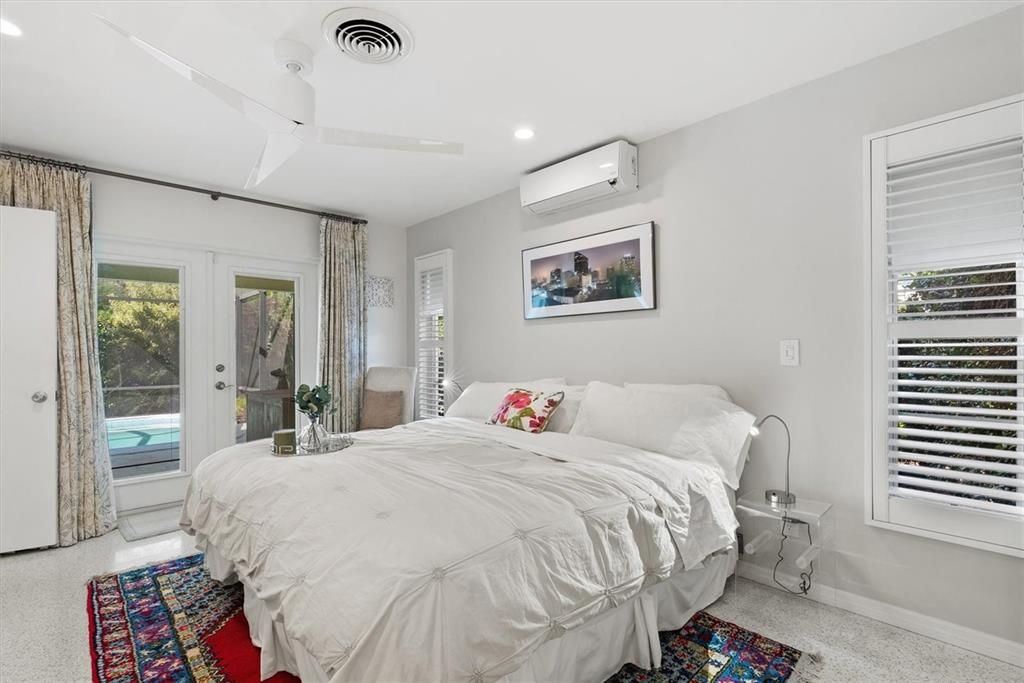 Active With Contract: $975,000 (4 beds, 2 baths, 1832 Square Feet)