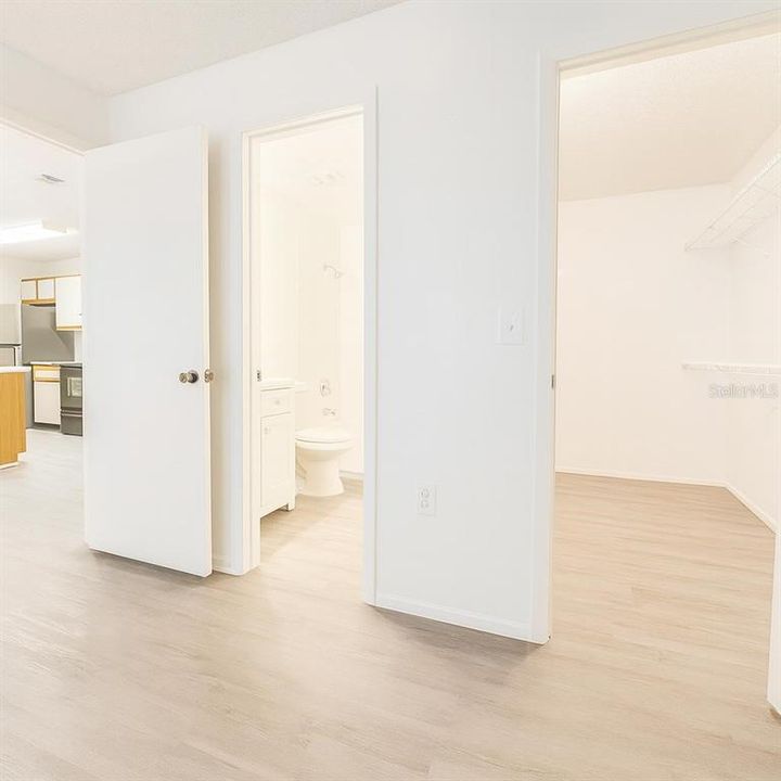 For Rent: $1,300 (2 beds, 2 baths, 1019 Square Feet)