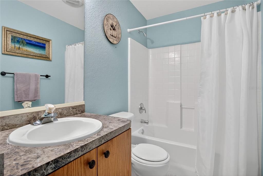 Active With Contract: $415,000 (3 beds, 2 baths, 2000 Square Feet)