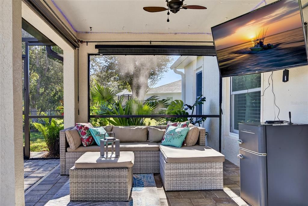 Active With Contract: $415,000 (3 beds, 2 baths, 2000 Square Feet)