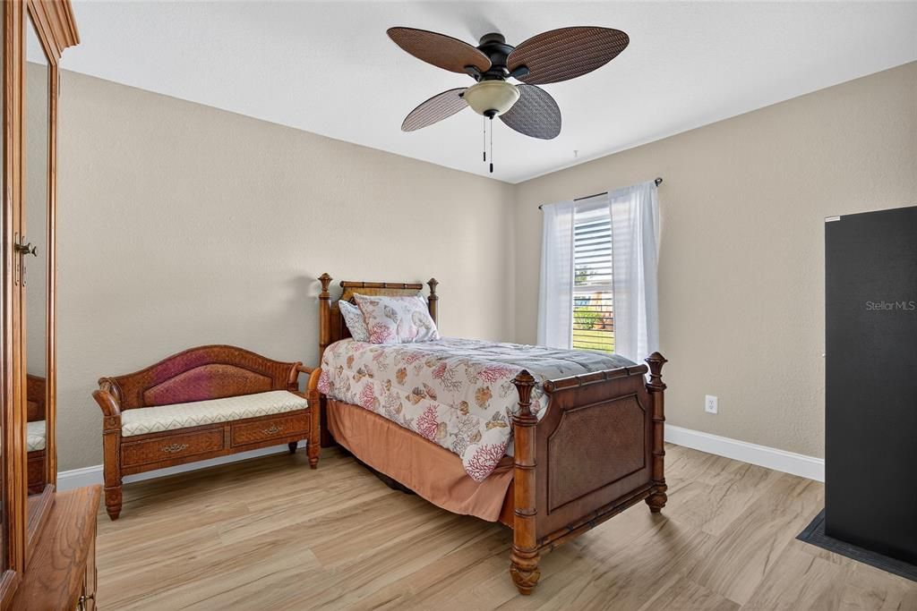 Active With Contract: $415,000 (3 beds, 2 baths, 2000 Square Feet)