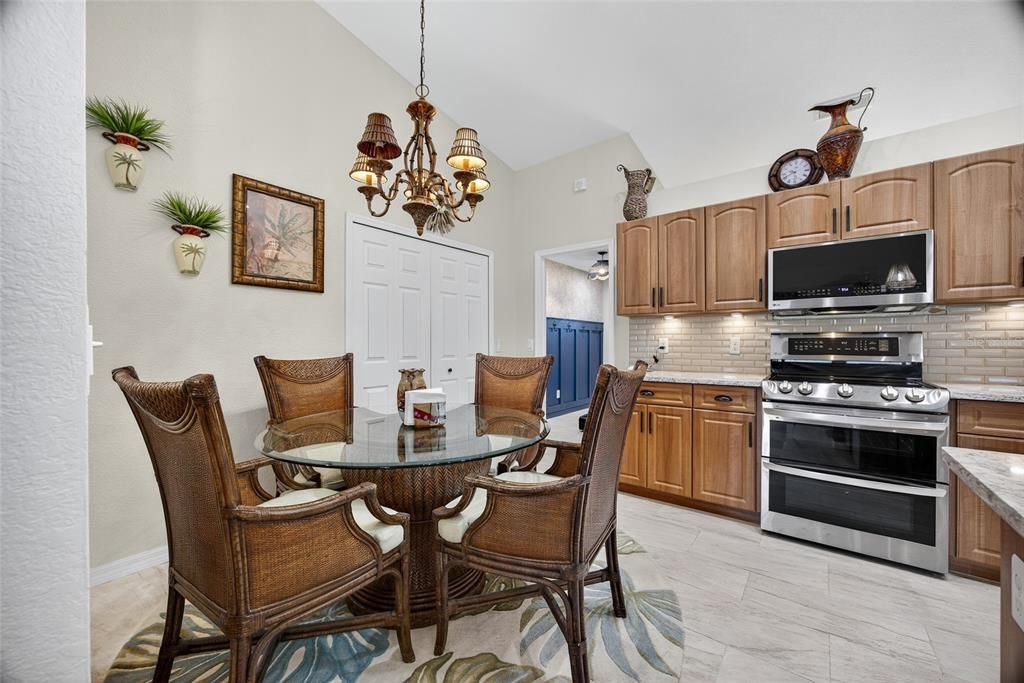 Active With Contract: $415,000 (3 beds, 2 baths, 2000 Square Feet)