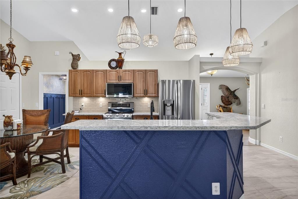 Active With Contract: $415,000 (3 beds, 2 baths, 2000 Square Feet)