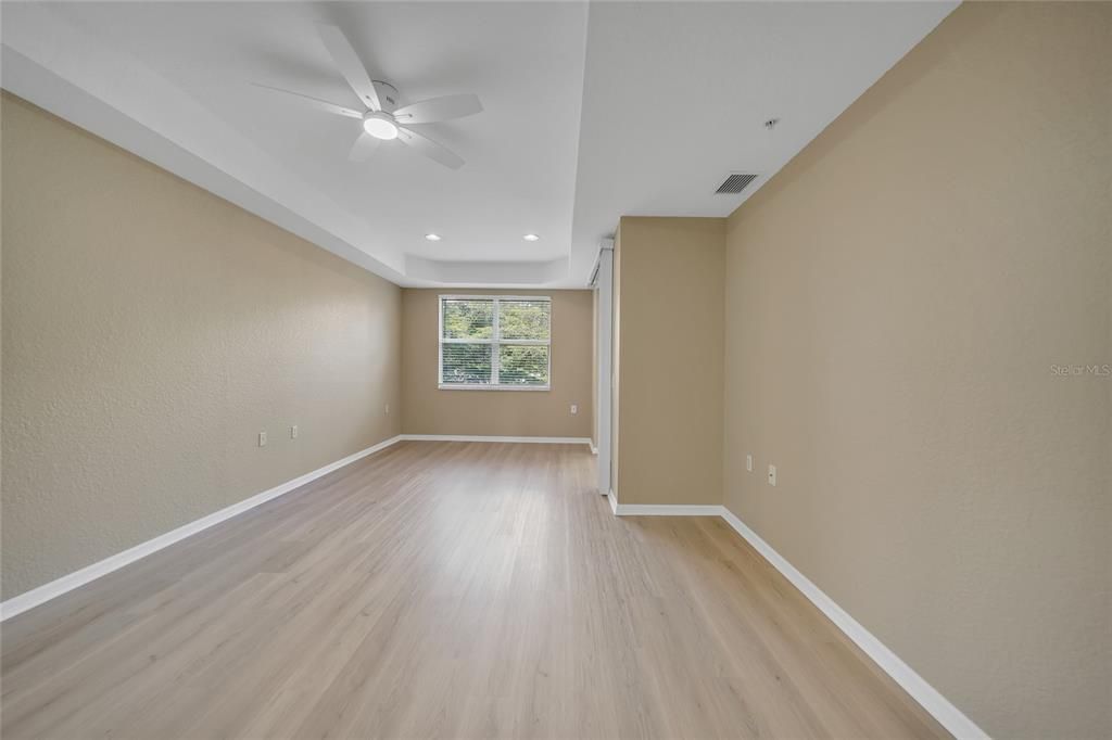 For Sale: $324,999 (3 beds, 2 baths, 1768 Square Feet)