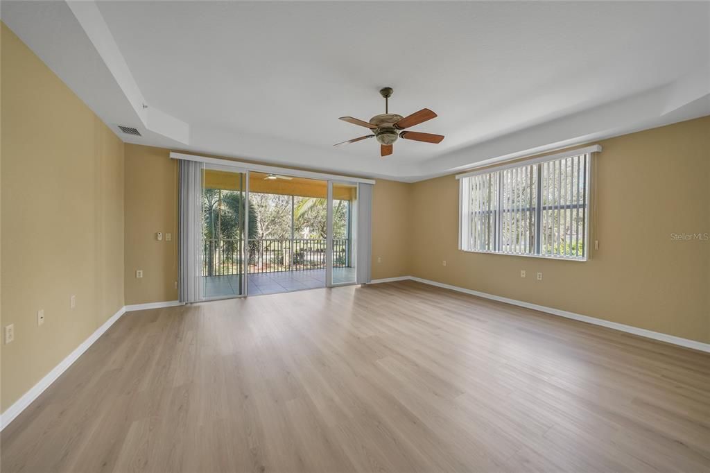 For Sale: $324,999 (3 beds, 2 baths, 1768 Square Feet)