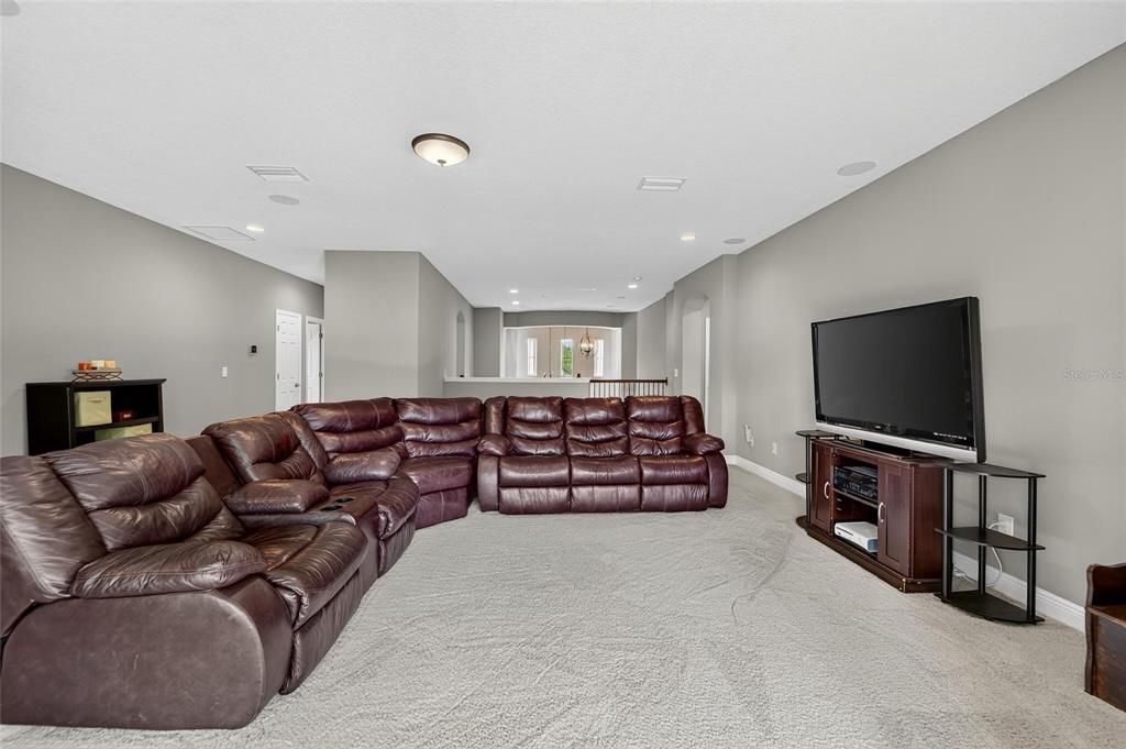 En Venta: $789,000 (5 camas, 4 baños, 4278 Pies cuadrados)