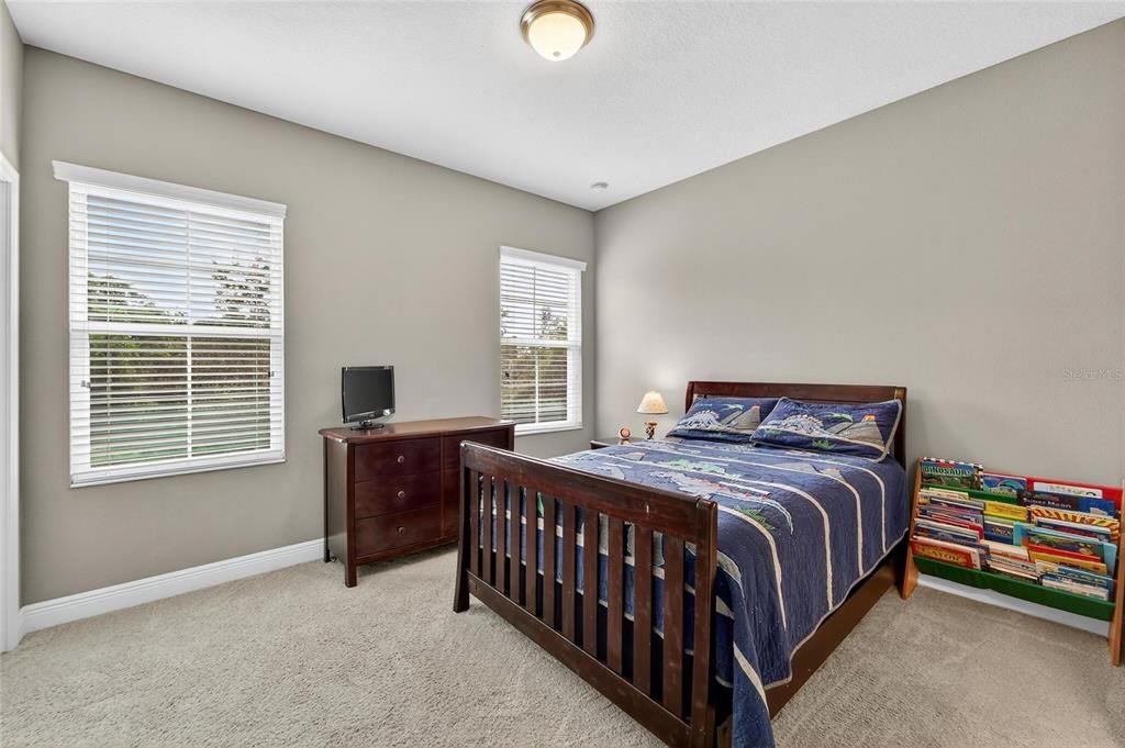 En Venta: $789,000 (5 camas, 4 baños, 4278 Pies cuadrados)