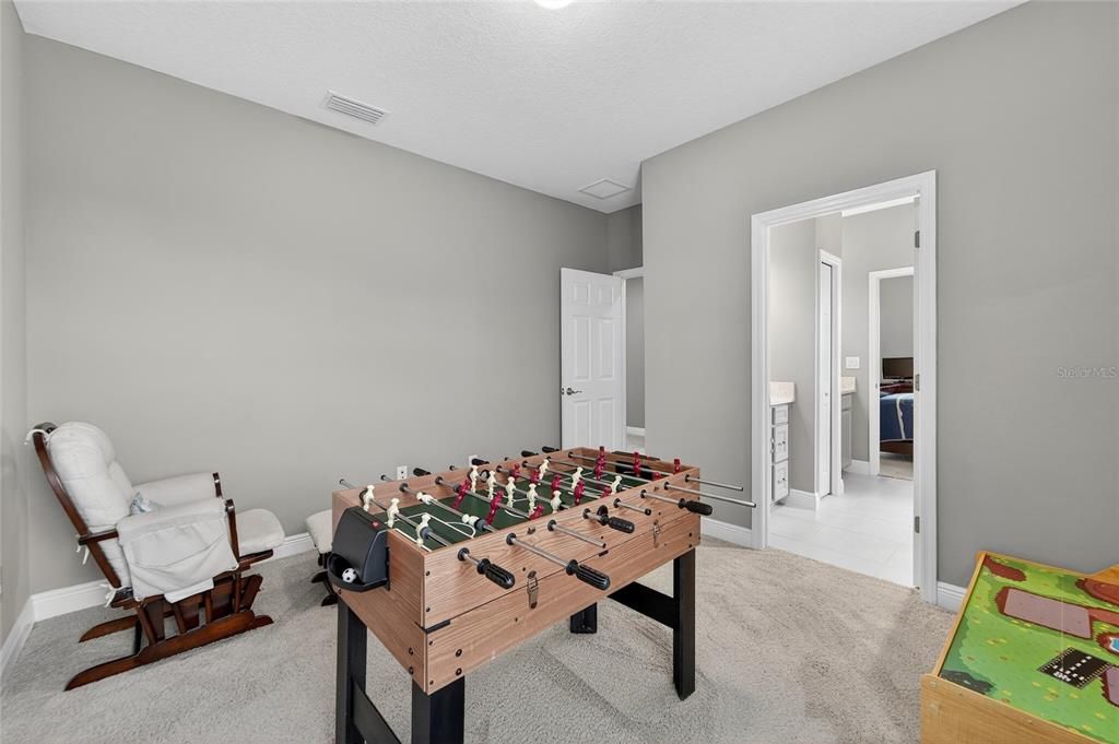 En Venta: $789,000 (5 camas, 4 baños, 4278 Pies cuadrados)