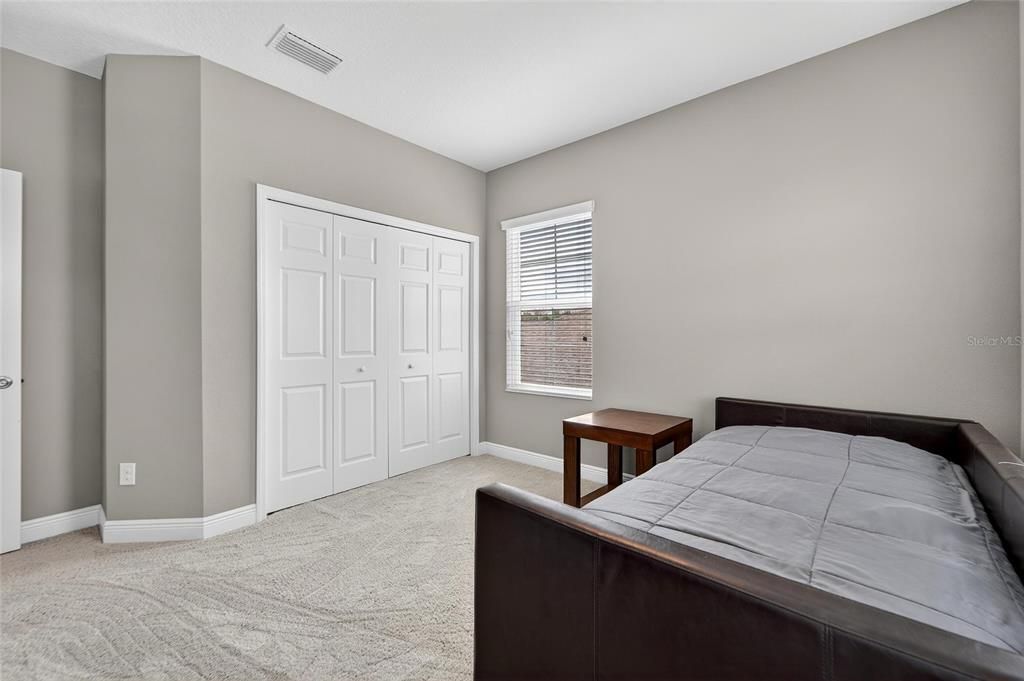 En Venta: $789,000 (5 camas, 4 baños, 4278 Pies cuadrados)