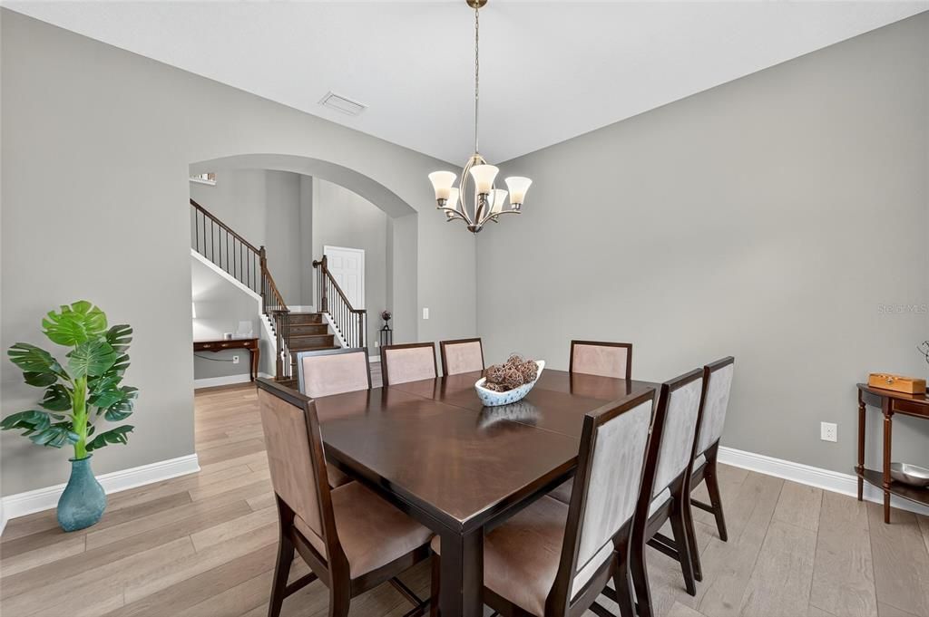 En Venta: $789,000 (5 camas, 4 baños, 4278 Pies cuadrados)